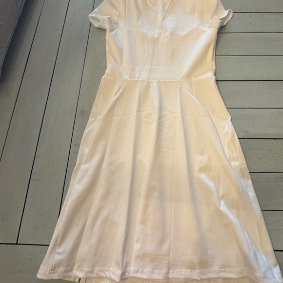 Elegant White Mini Dress - Picture 3 of 4